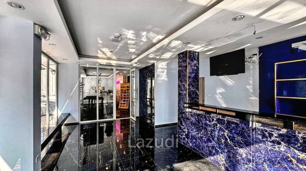 Retail Space in Prime Khlong Toei Bangkok