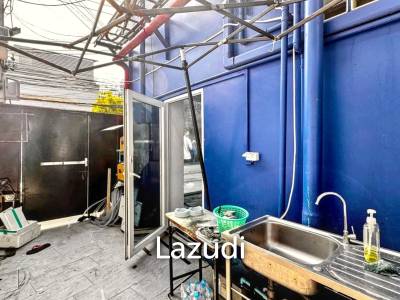 Retail Space in Prime Khlong Toei Bangkok
