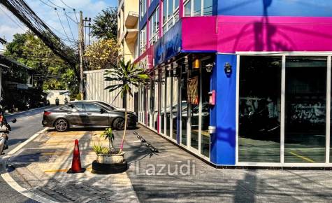 Retail Space in Prime Khlong Toei Bangkok