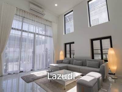 Luxurious 3.5-Storey Townhouse Bangkok for Sale