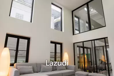 Luxury 4-Bedroom Townhouse in Saphan Sung