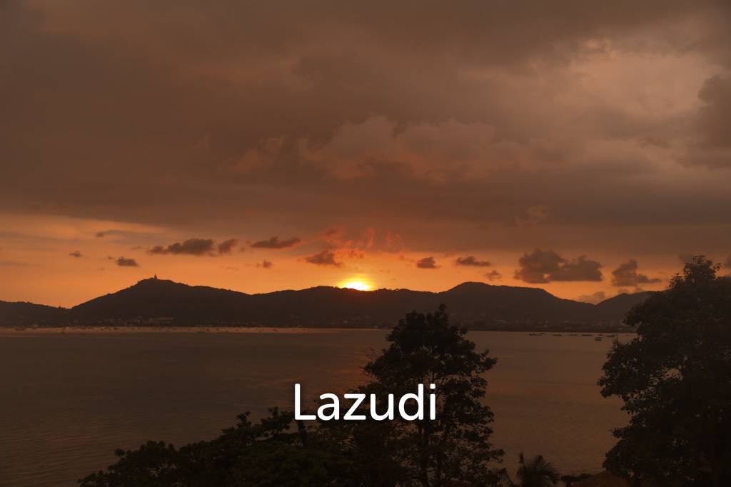 Beachfront 4 Bedroom Condo In Panwa
