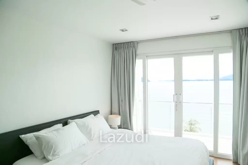 Beachfront 4 Bedroom Condo In Panwa