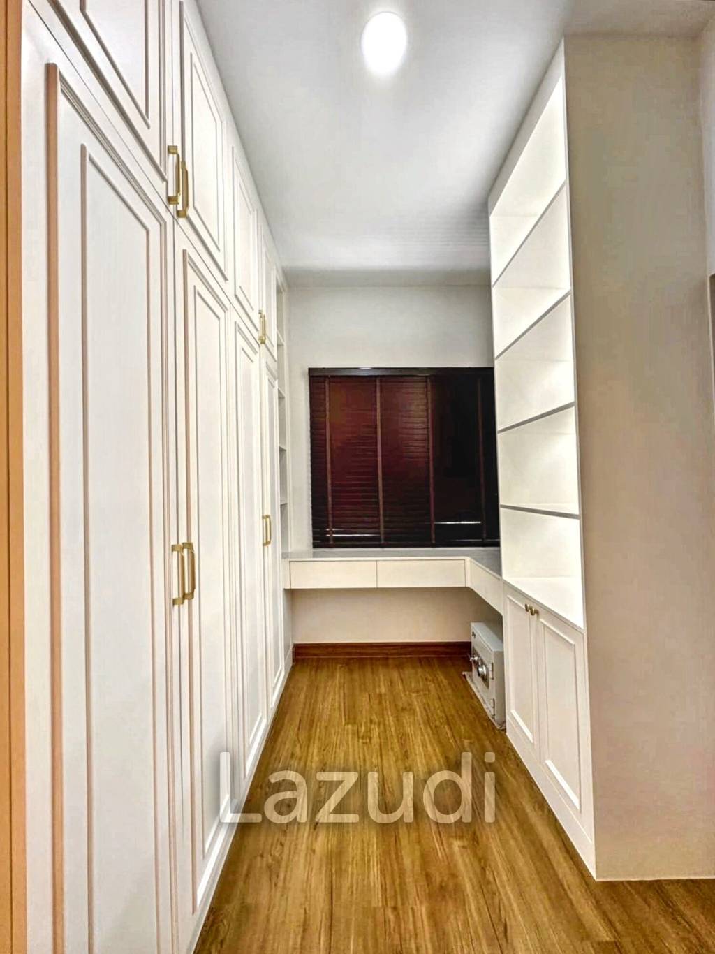 4 Bedrooms 5 Bathrooms 285 SQ.M The City Bangna