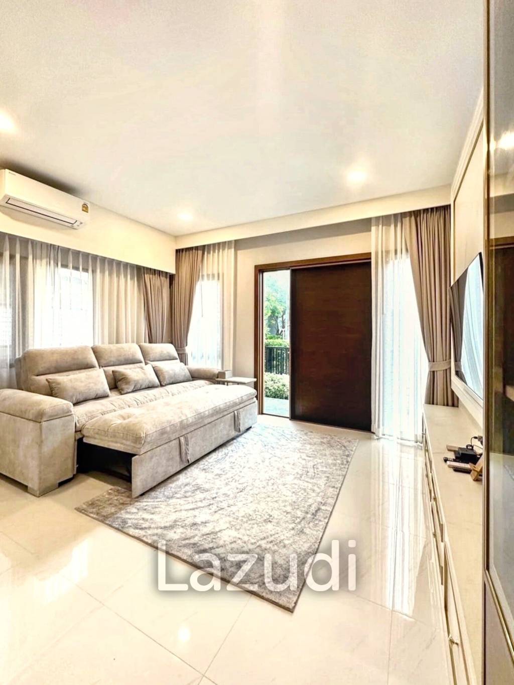 4 Bedrooms 5 Bathrooms 285 SQ.M The City Bangna