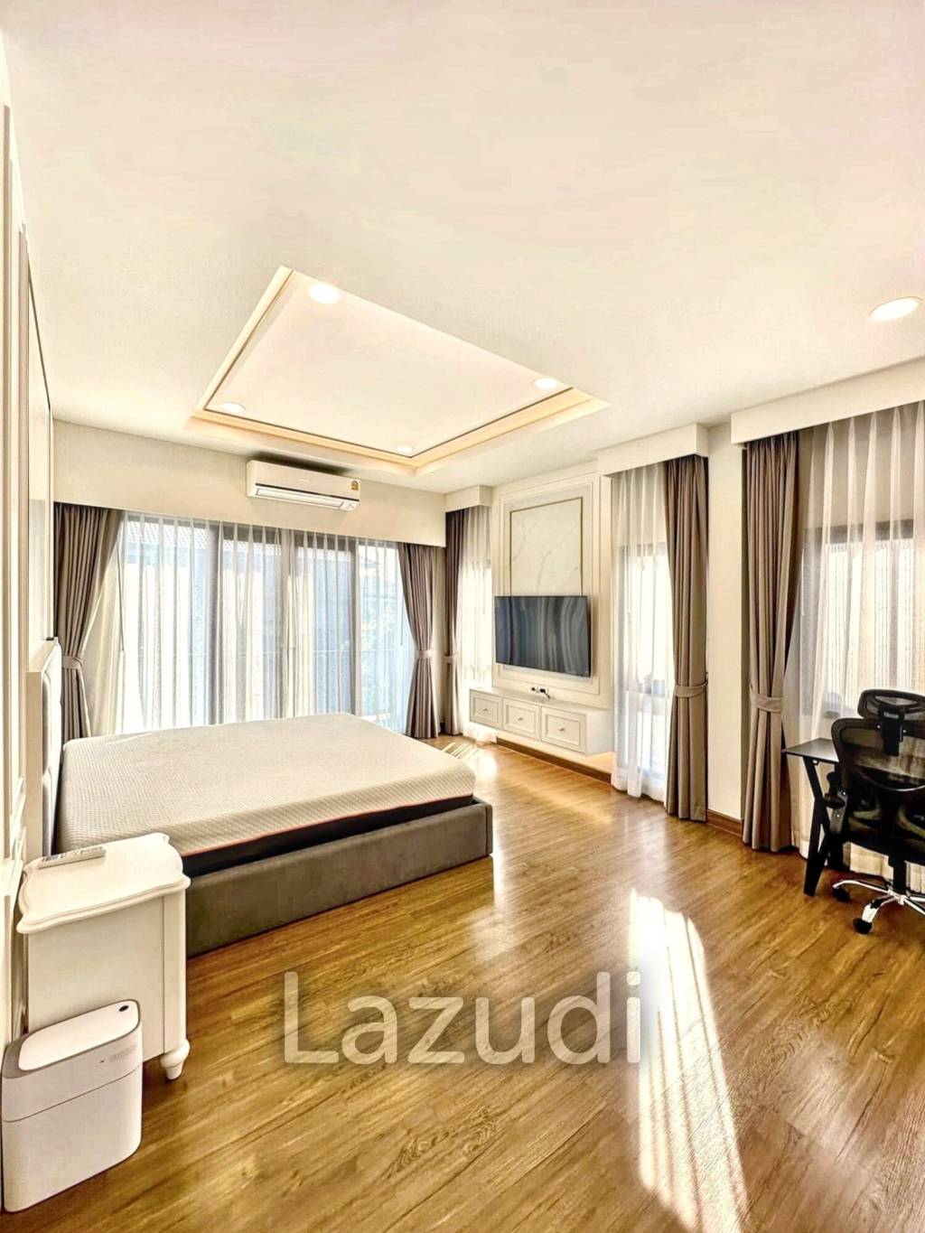 4 Bedrooms 5 Bathrooms 285 SQ.M The City Bangna