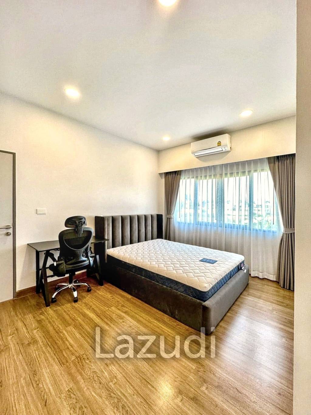 4 Bedrooms 5 Bathrooms 285 SQ.M The City Bangna