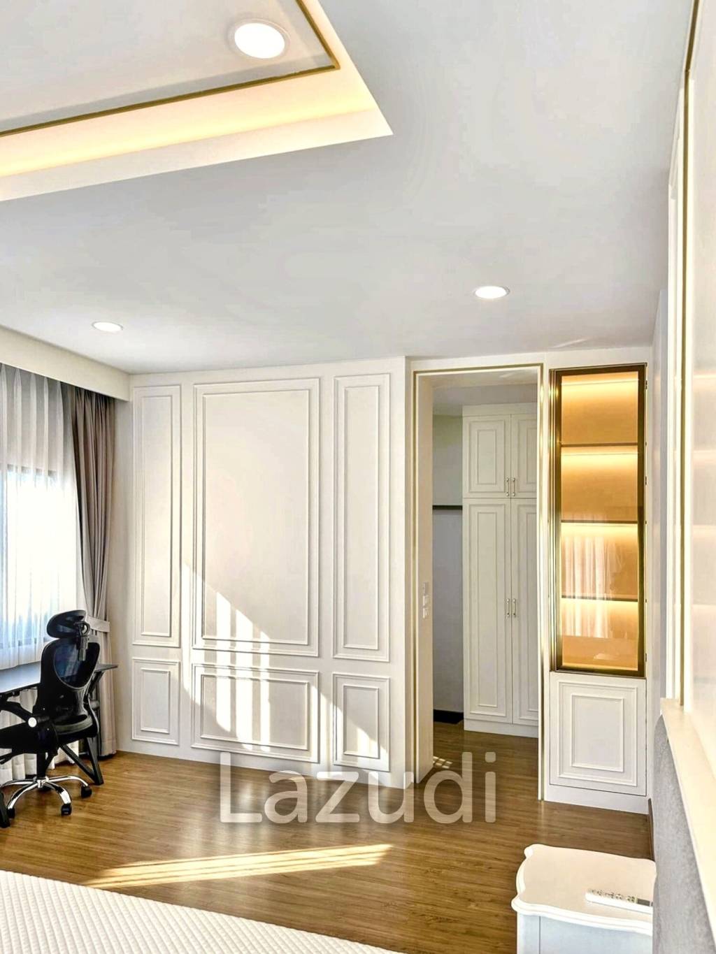 4 Bedrooms 5 Bathrooms 285 SQ.M The City Bangna