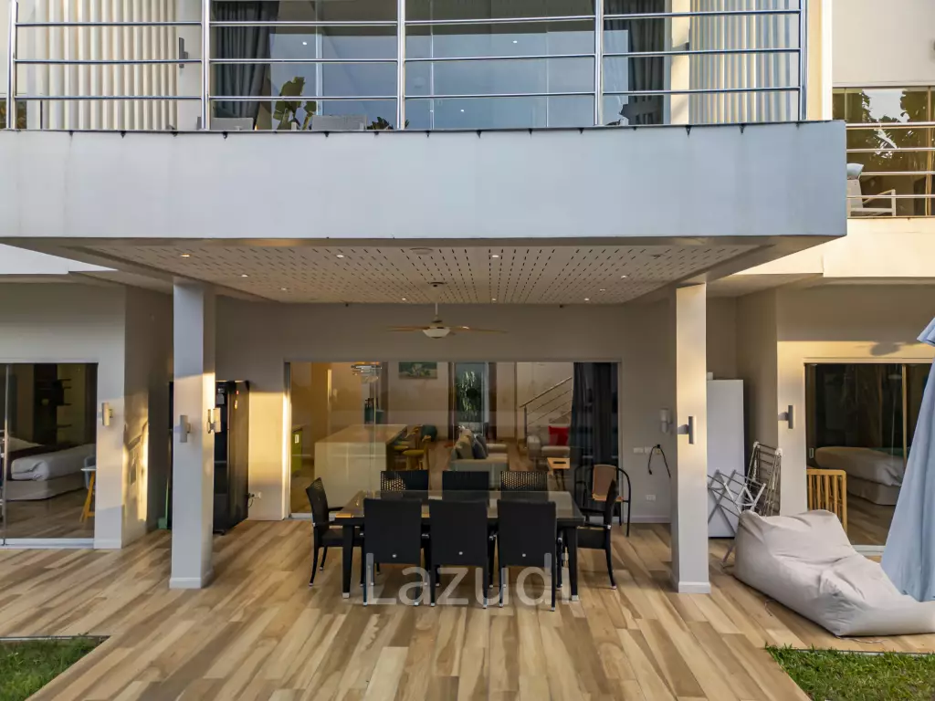 Beautiful 5-Beds Villa near Ban Tai Beach