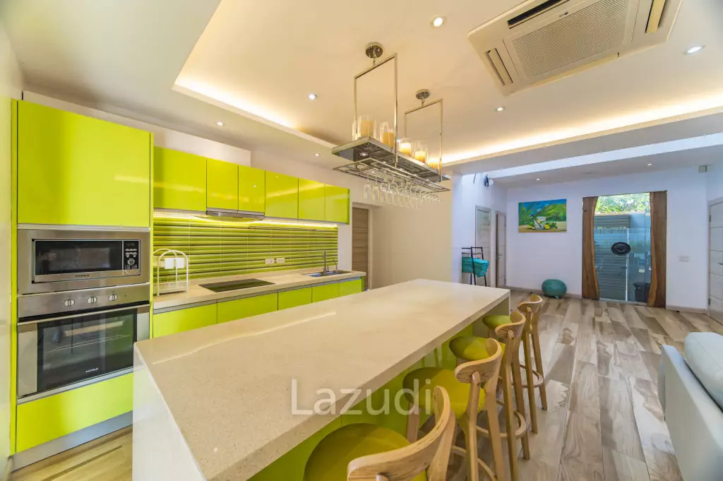 Beautiful 5-Beds Villa near Ban Tai Beach