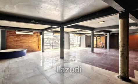Bang Na Office Space Opposite Future Bangkok Mall