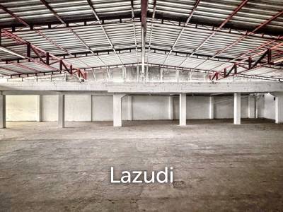 Warehouse style Top Floor for Rent in Bang Na, Bangkok
