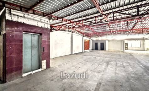 Warehouse style Top Floor for Rent in Bang Na, Bangkok