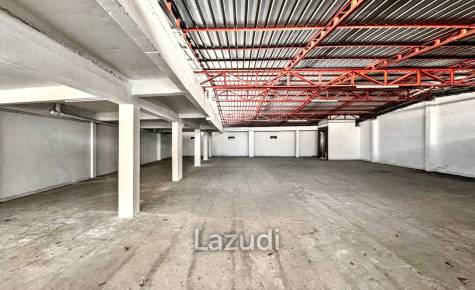 Warehouse style Top Floor for Rent in Bang Na, Bangkok