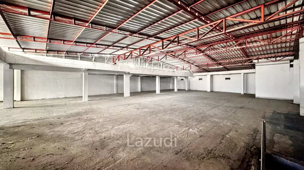 400m2 space on the 5th fl. - main Sukhumvit (Udomsuk/Bangna)