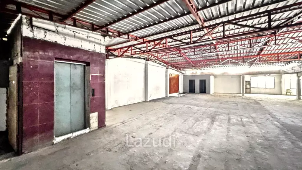 400m2 space on the 5th fl. - main Sukhumvit (Udomsuk/Bangna)