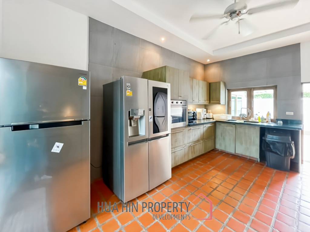 Spacious Modern 3 Bedroom Villa with Swimming Pool in Hana Village 1, Sam Roi Yot