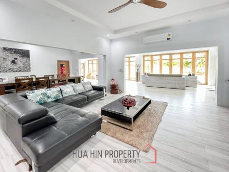 Spacious Modern 3 Bedroom Villa with Swimming Pool in Hana Village 1, Sam Roi Yot