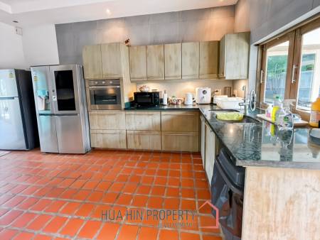 Spacious Modern 3 Bedroom Villa with Swimming Pool in Hana Village 1, Sam Roi Yot