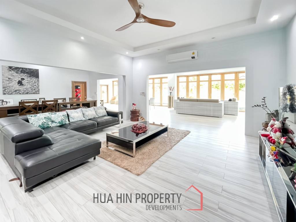Spacious Modern 3 Bedroom Villa with Swimming Pool in Hana Village 1, Sam Roi Yot
