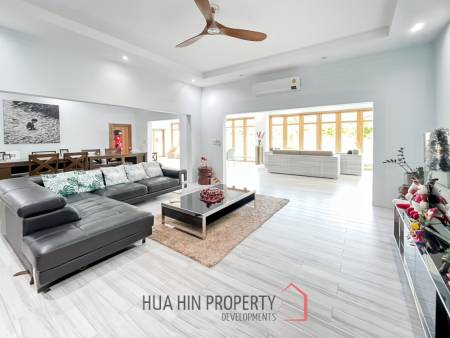 Spacious Modern 3 Bedroom Villa with Swimming Pool in Hana Village 1, Sam Roi Yot