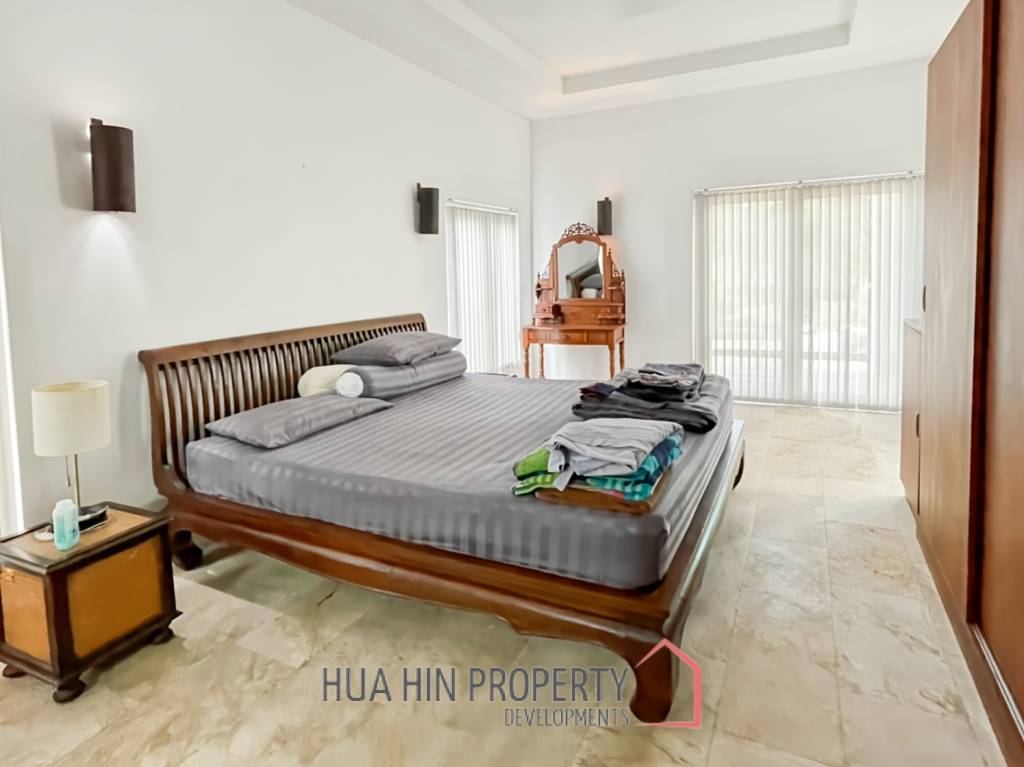 Spacious Modern 3 Bedroom Villa with Swimming Pool in Hana Village 1, Sam Roi Yot