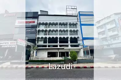 High Traffic 5-Storey Building with Prime Sukhumvit Road Frontage at Udomsuk/  Bangna