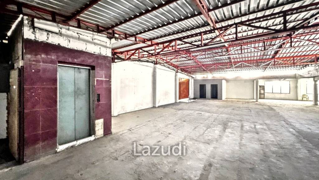 5-Story Commercial Building in Bang Na