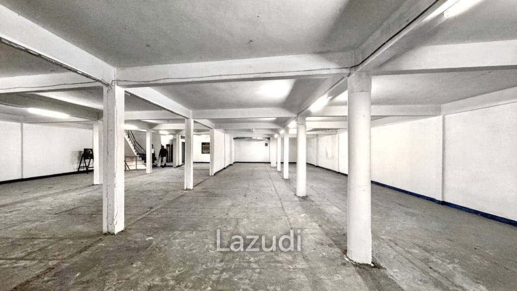 5-Story Commercial Building in Bang Na