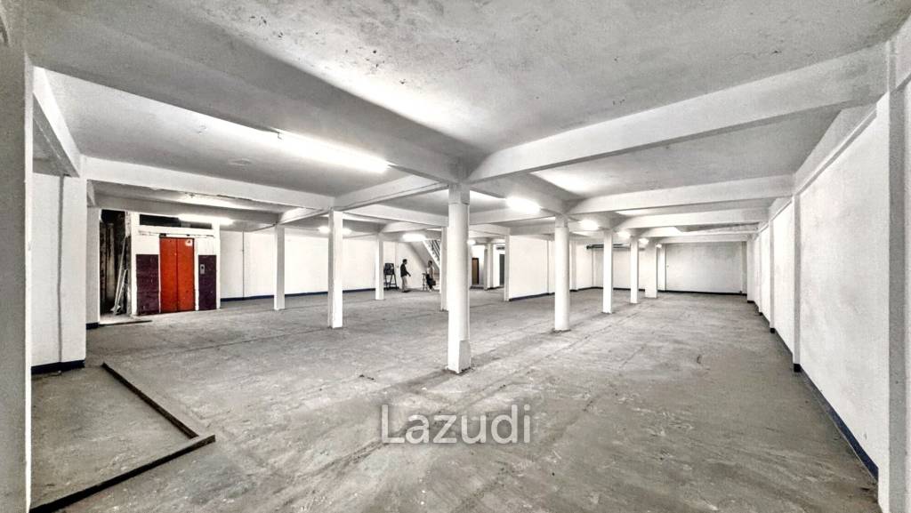 5-Story Commercial Building in Bang Na