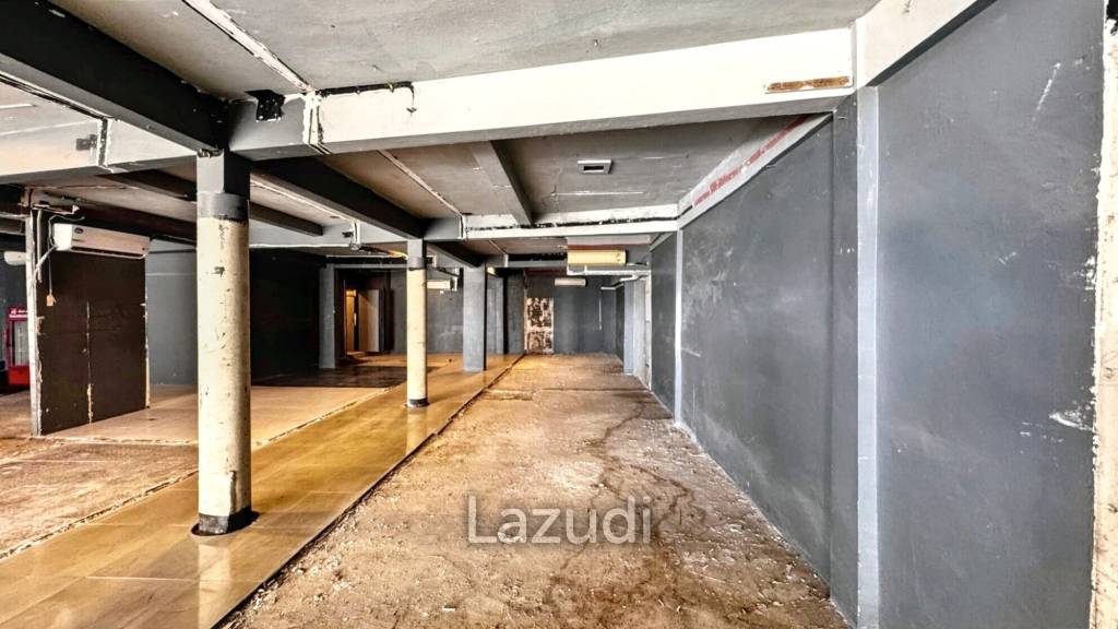 5-Story Commercial Building in Bang Na