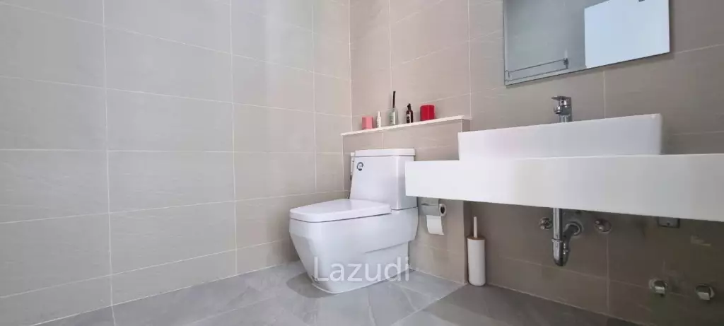 4 Beds 4 Baths 550 SQ.M. Horseshoe Point