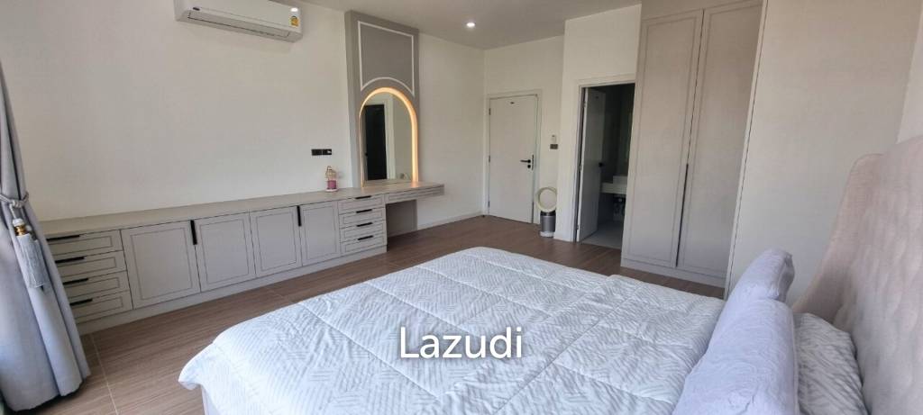 4 Beds 4 Baths 550 SQ.M. Horseshoe Point