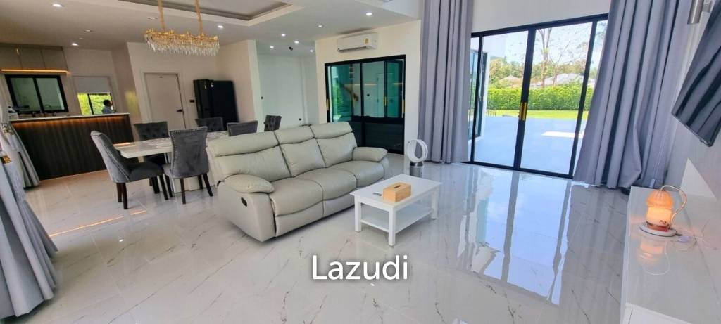 4 Beds 4 Baths 550 SQ.M. Horseshoe Point