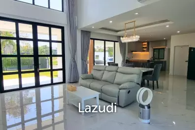 4 Beds 4 Baths 550 SQ.M. Horseshoe Point