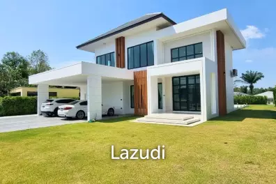 4 Beds 4 Baths 550 SQ.M. Horseshoe Point