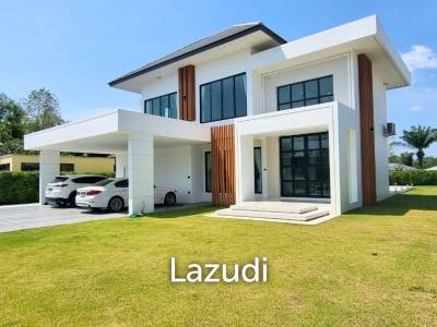 4 Beds 4 Baths 550 SQ.M. Horseshoe Point