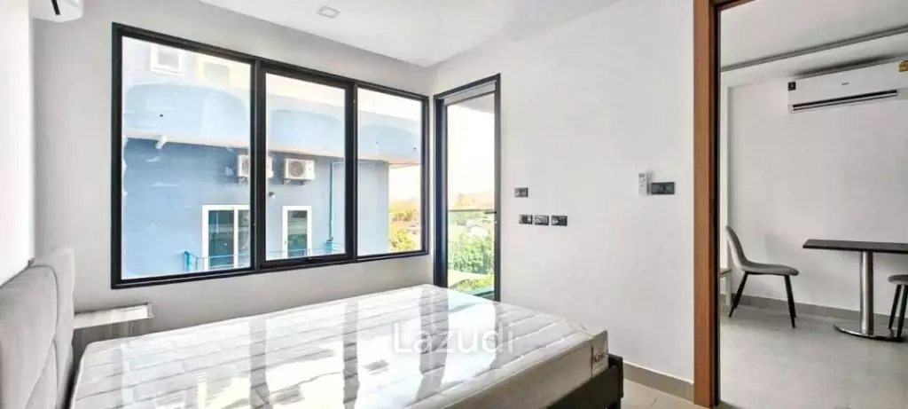 1 Bedroom 1 Bathroom 30.83 SQ.M. The Breeze Bangsaray