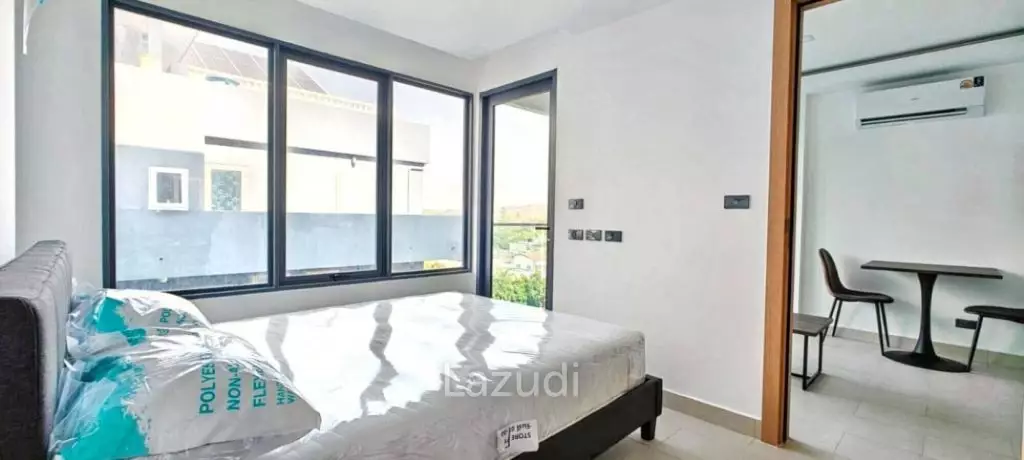 1 Bedroom 1 Bathroom 28.41 SQ.M. The Breeze Bangsaray