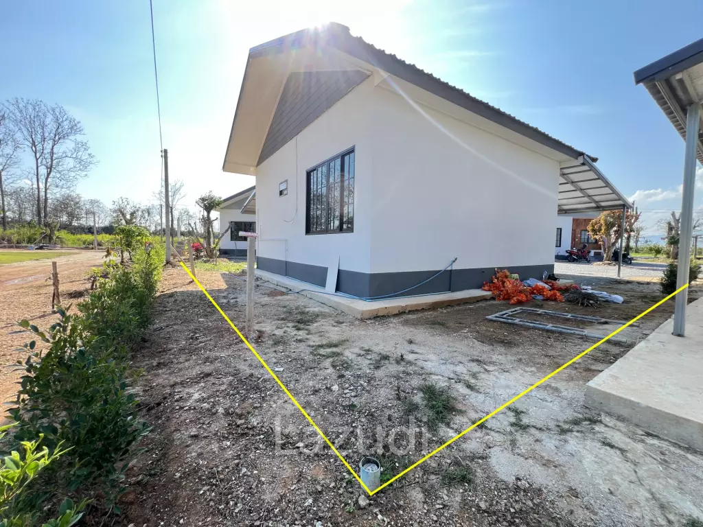 2 Bedrooms Cozy House For Sale Near To Airport