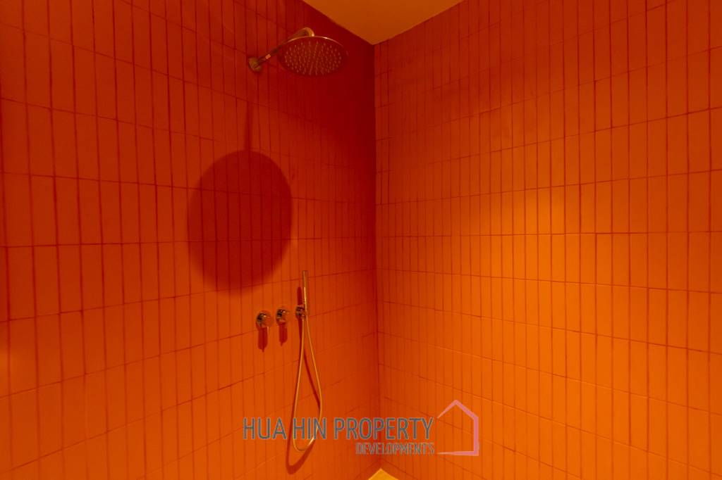 325 sqm modern pool villa in Thap Tai Hua Hin – new 2 storey home