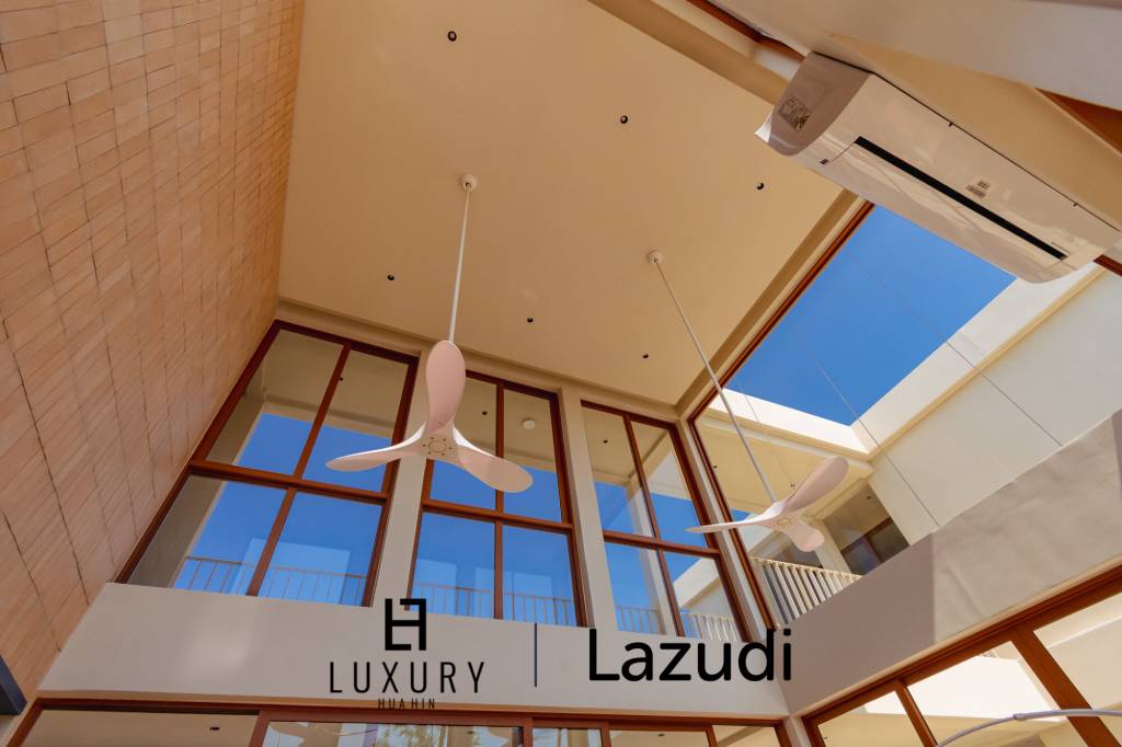 421 Kvm 5 Seng 6 Bad Villa for Salg