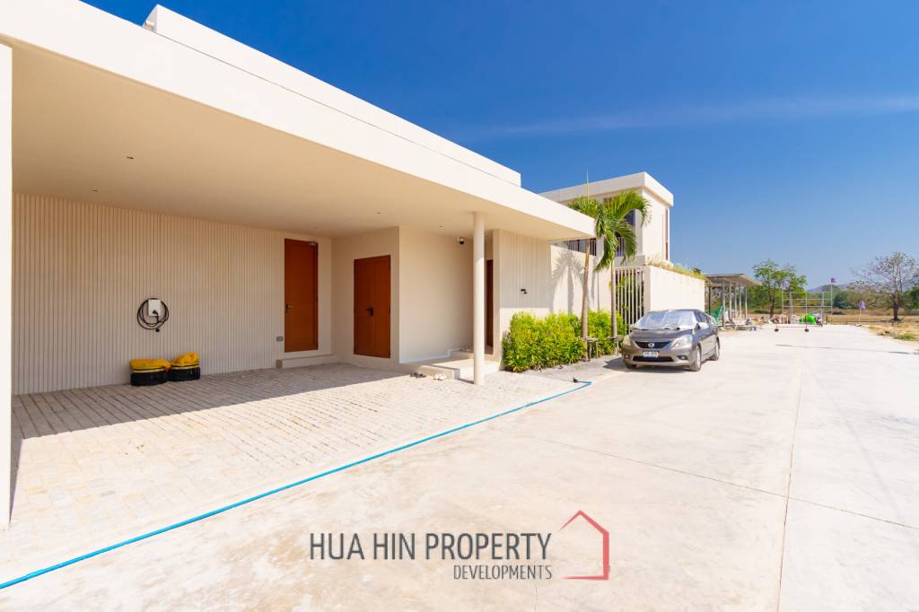 325 sqm modern pool villa in Thap Tai Hua Hin – new 2 storey home