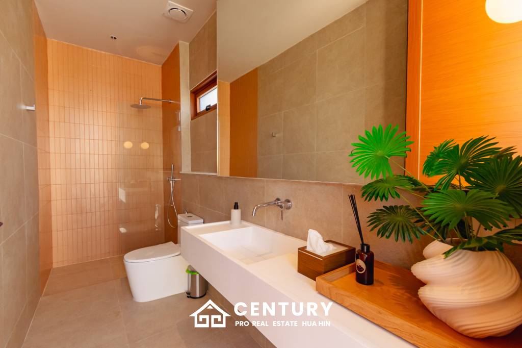 325 sqm modern pool villa in Thap Tai Hua Hin – new 2 storey home