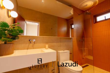 421 Kvm 5 Seng 6 Bad Villa for Salg