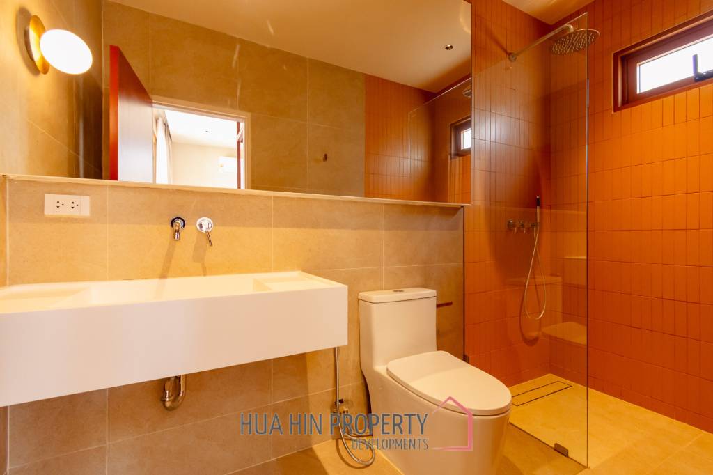 325 sqm modern pool villa in Thap Tai Hua Hin – new 2 storey home