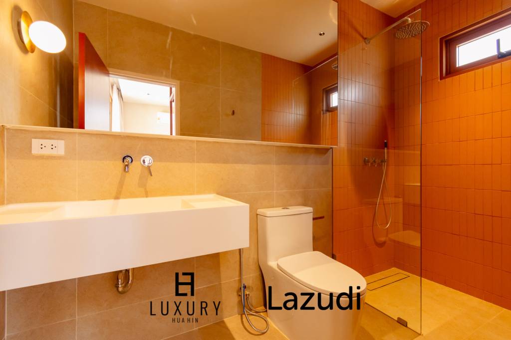 421 Kvm 5 Seng 6 Bad Villa for Salg