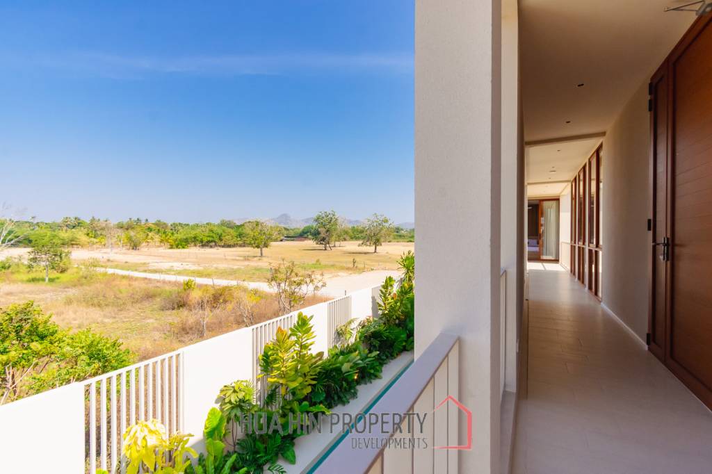 325 sqm modern pool villa in Thap Tai Hua Hin – new 2 storey home