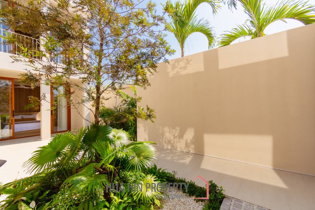 325 sqm modern pool villa in Thap Tai Hua Hin – new 2 storey home