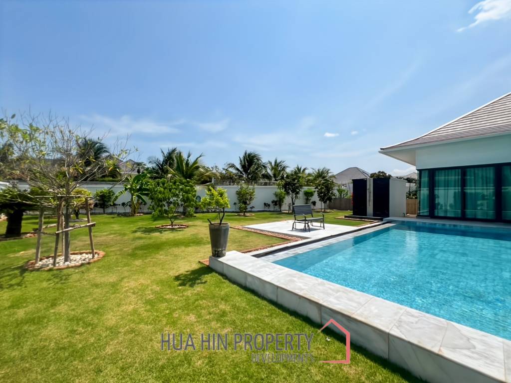For Sale : Luxury 3-Bed Villa with Pool in Aria 2 Hua Hin